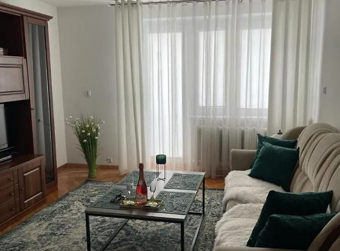 Green Apartment